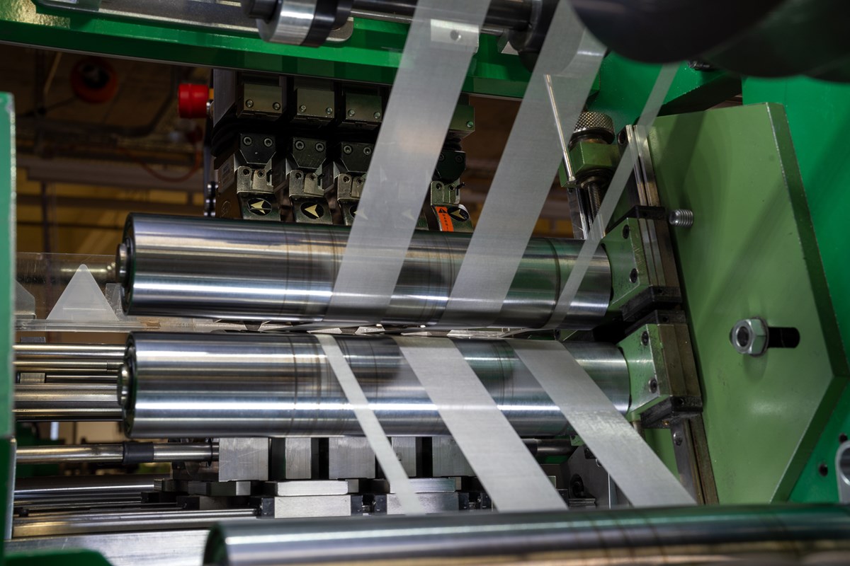 Taglio in nastri e strisce