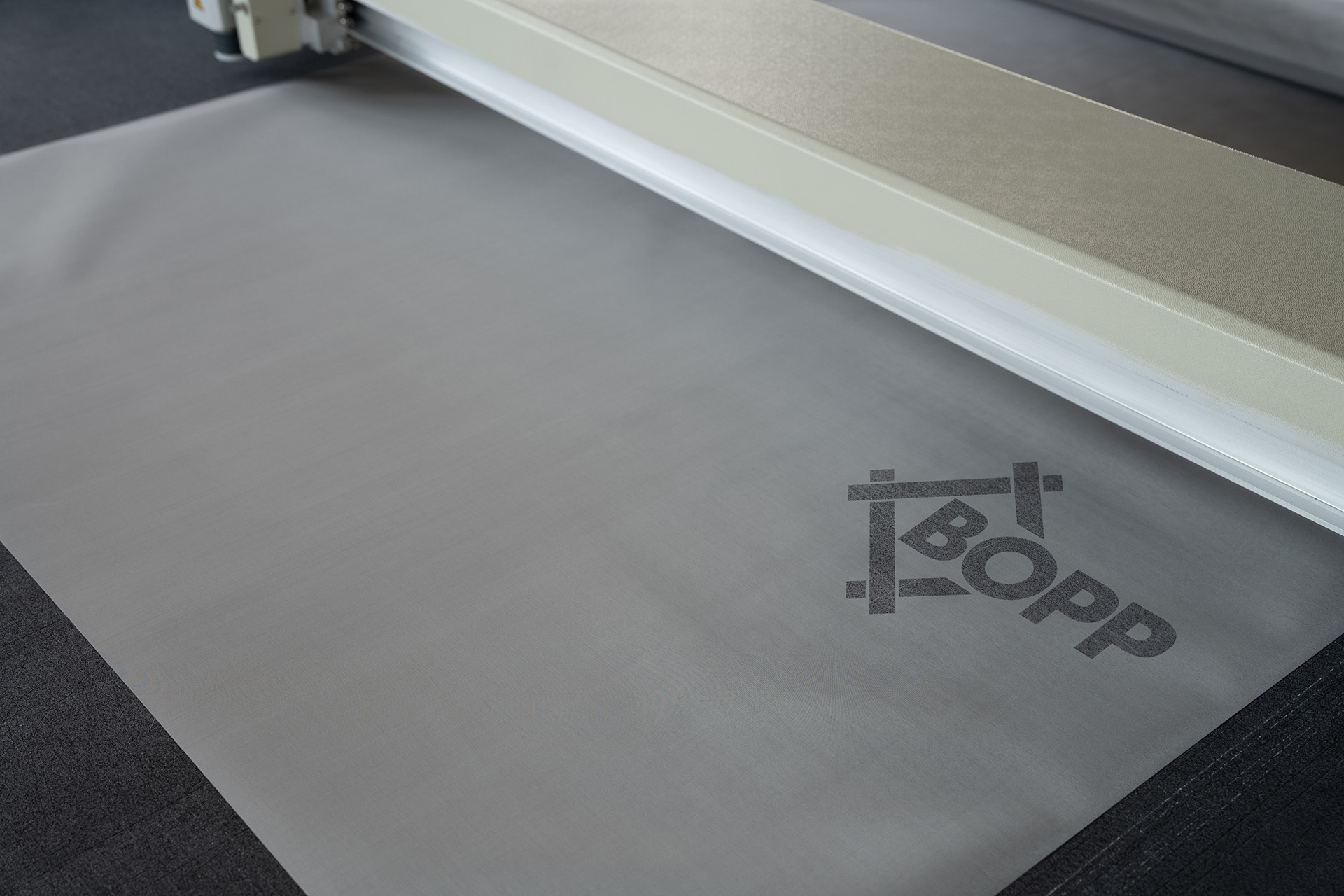 Fine Slitting BOPP Leading in High Tech metal mesh